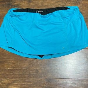 Skirtsports xl skirt/shorts with pockets